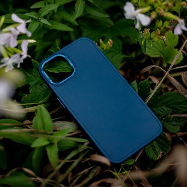 Ümbris Satin iPhone 13 6,1" (tumesinine)